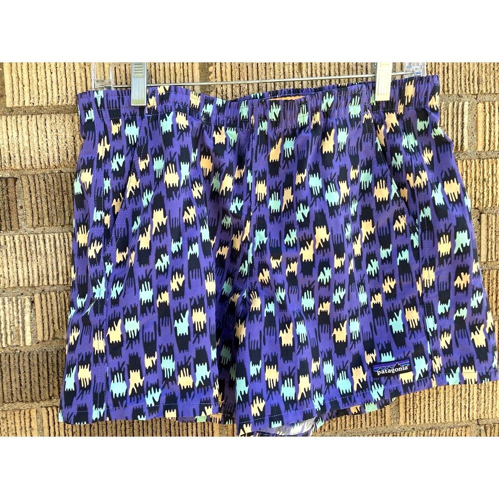 NEW Womens SMALL Patagonia Baggies Shorts 5 Inch‎ Intertwined Hands Purple Wild